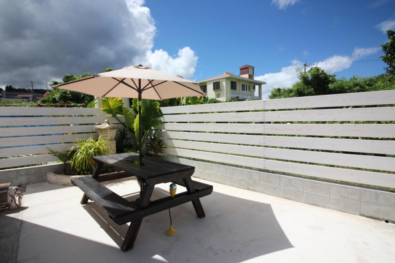 Villa Casa De Nicki 恩納村 Exterior foto